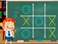 Žaidimas Tic Tac Toe mokykloje internete